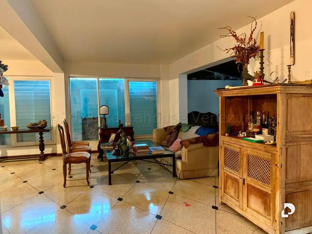 Casa en Santa Cecilia, Caracas – 13