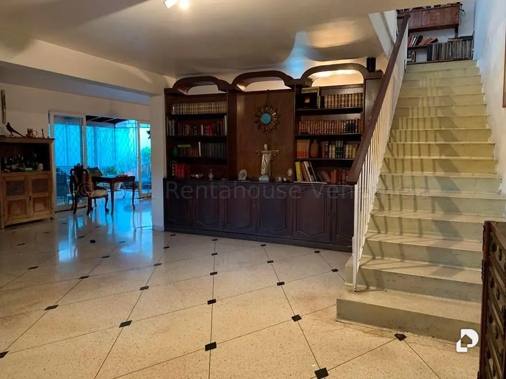 Casa en Santa Cecilia, Caracas – 8