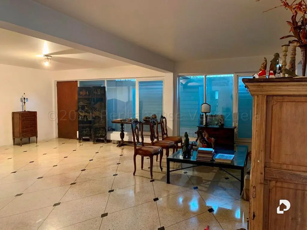 Casa en Santa Cecilia, Caracas – 9
