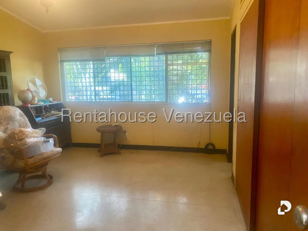 Casa en Santa Cecilia, Caracas – 16