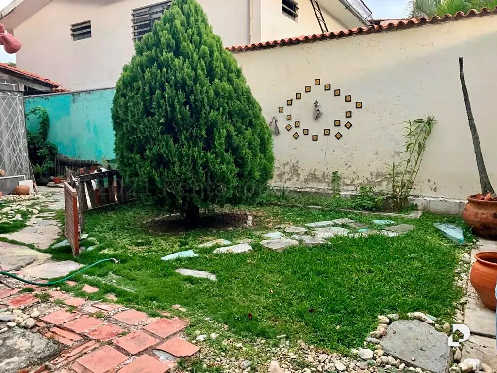 Casa en Santa Cecilia, Caracas – 6