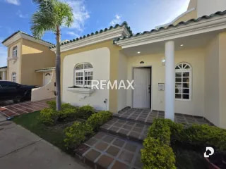 Townhouse en Oasis Country, Maracaibo – 33