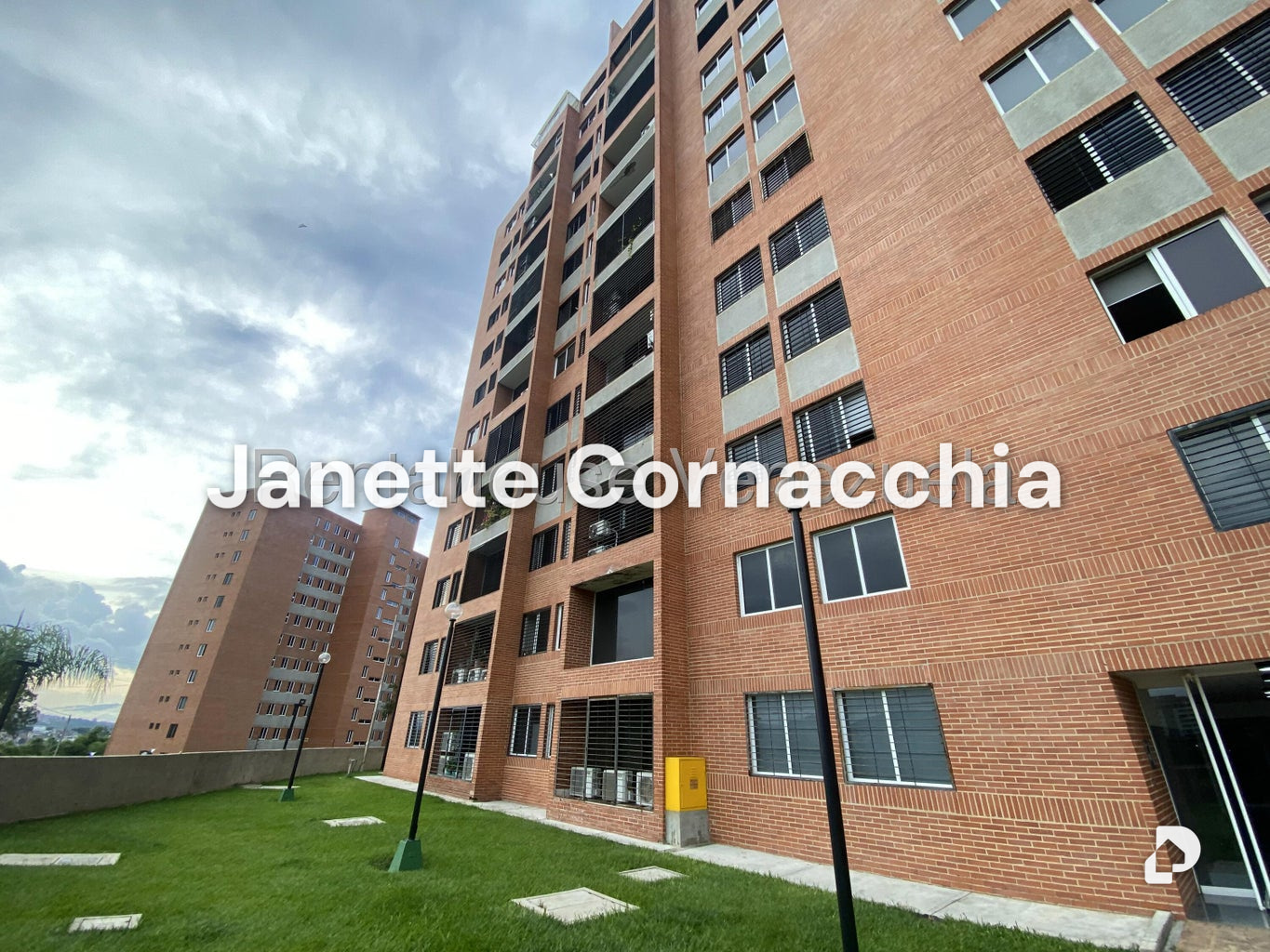 Apartamento en Colinas de La Tahona, Caracas – 1