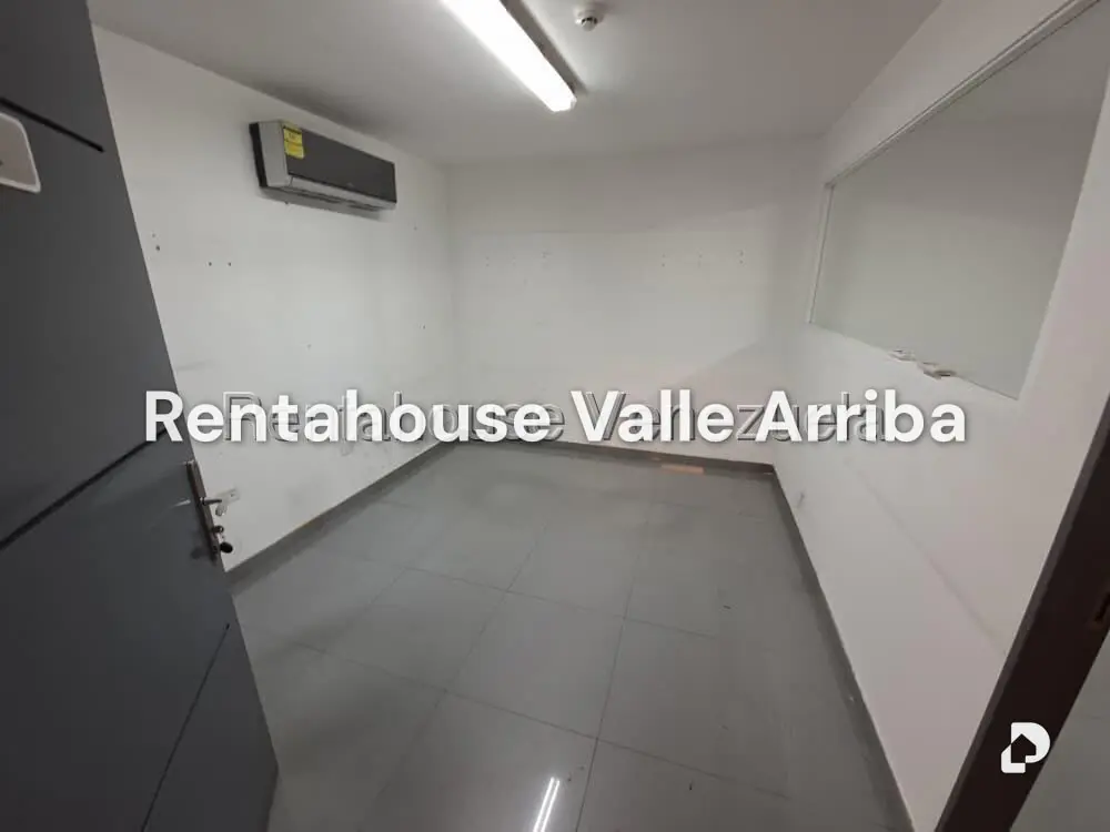 Galpón en Boleíta Sur, Caracas – 12