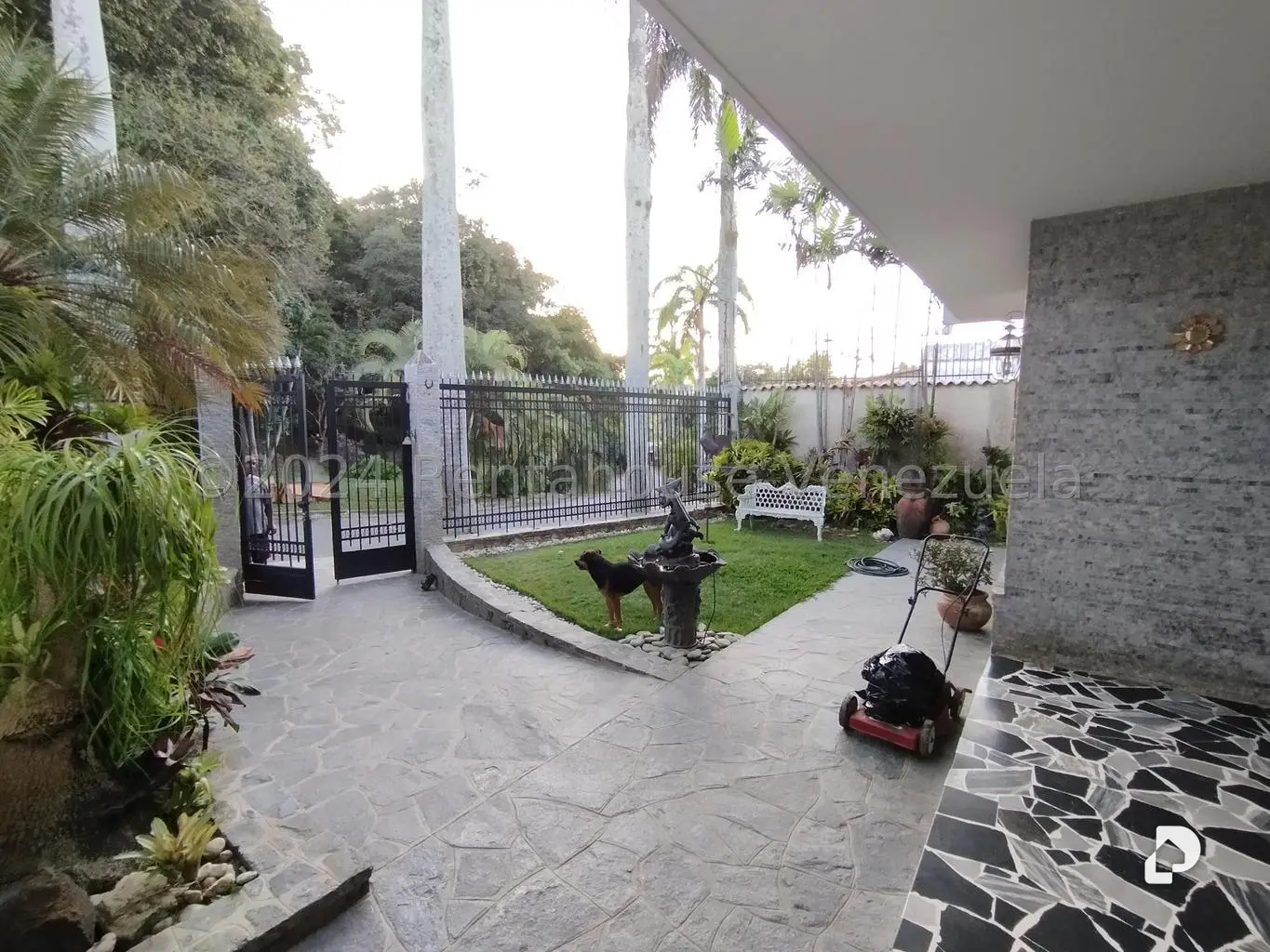 Casa en Macaracuay, Caracas – 3