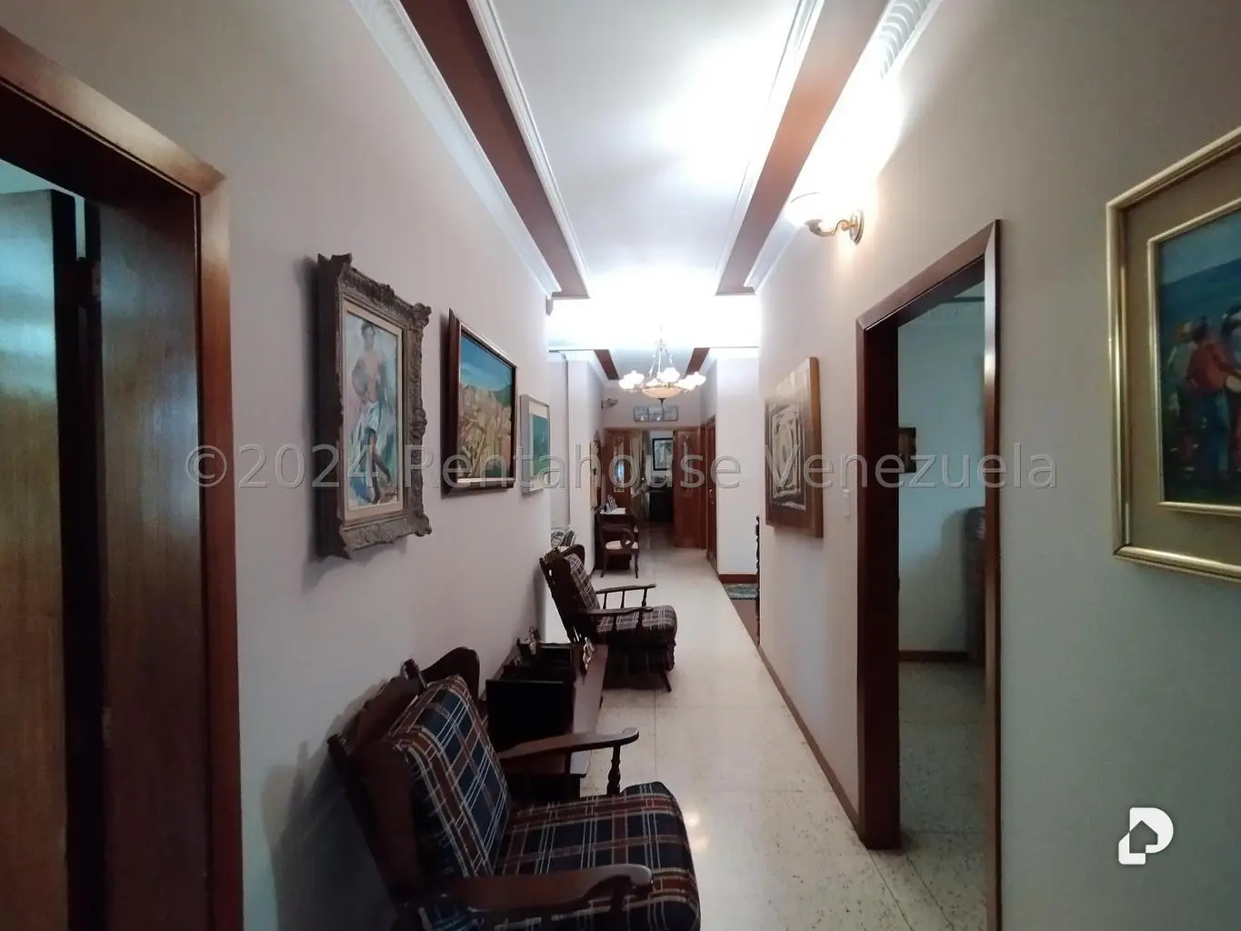 Casa en Macaracuay, Caracas – 23