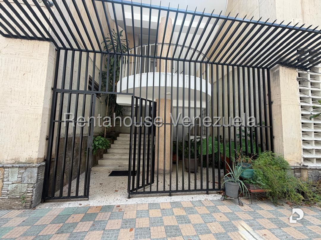 Apartamento en Los Chaguaramos, Caracas – 2