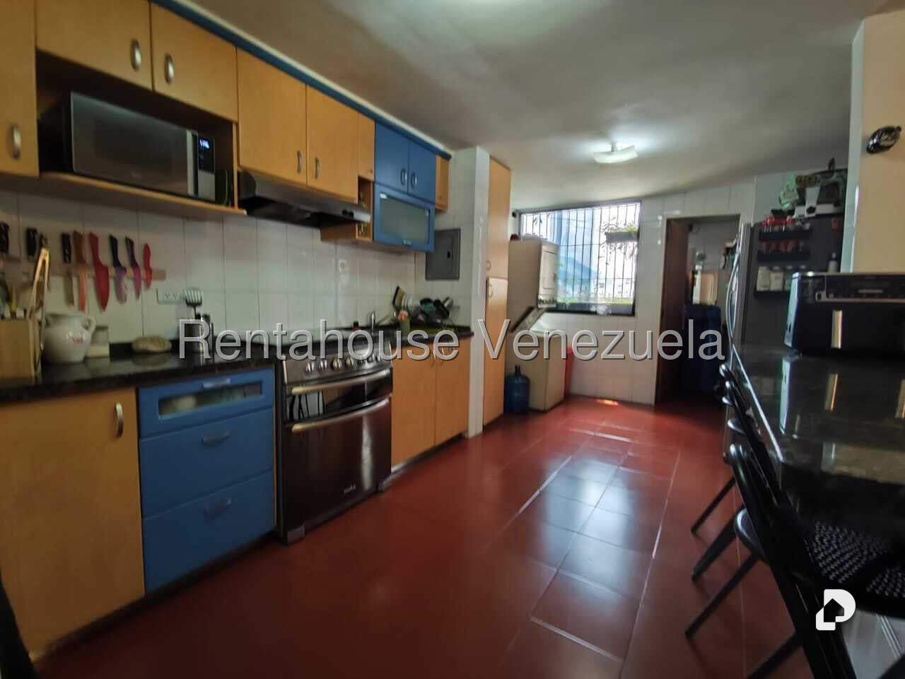 Apartamento en Los Palos Grandes, Caracas – 13