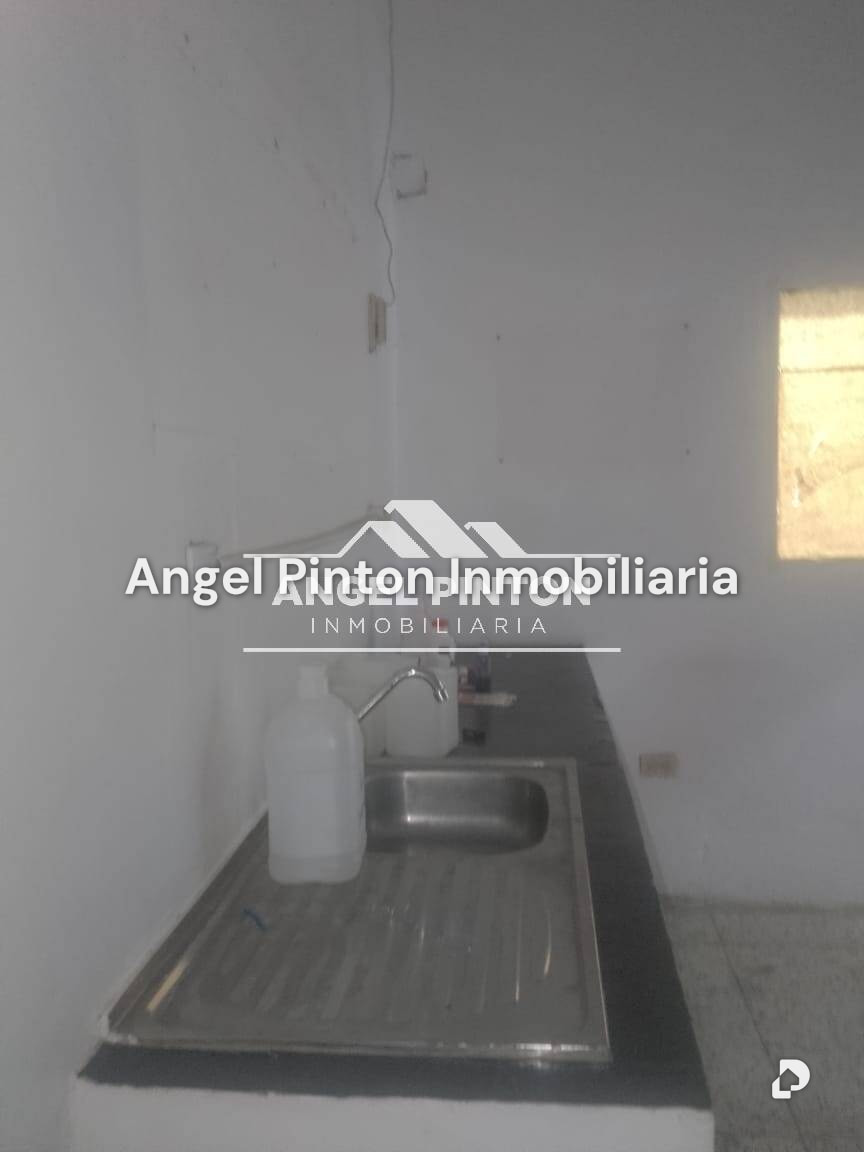 Local comercial en Avenida El Milagro, Maracaibo – 14