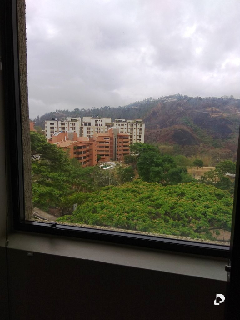 Office in Los Samanes, Caracas – 1