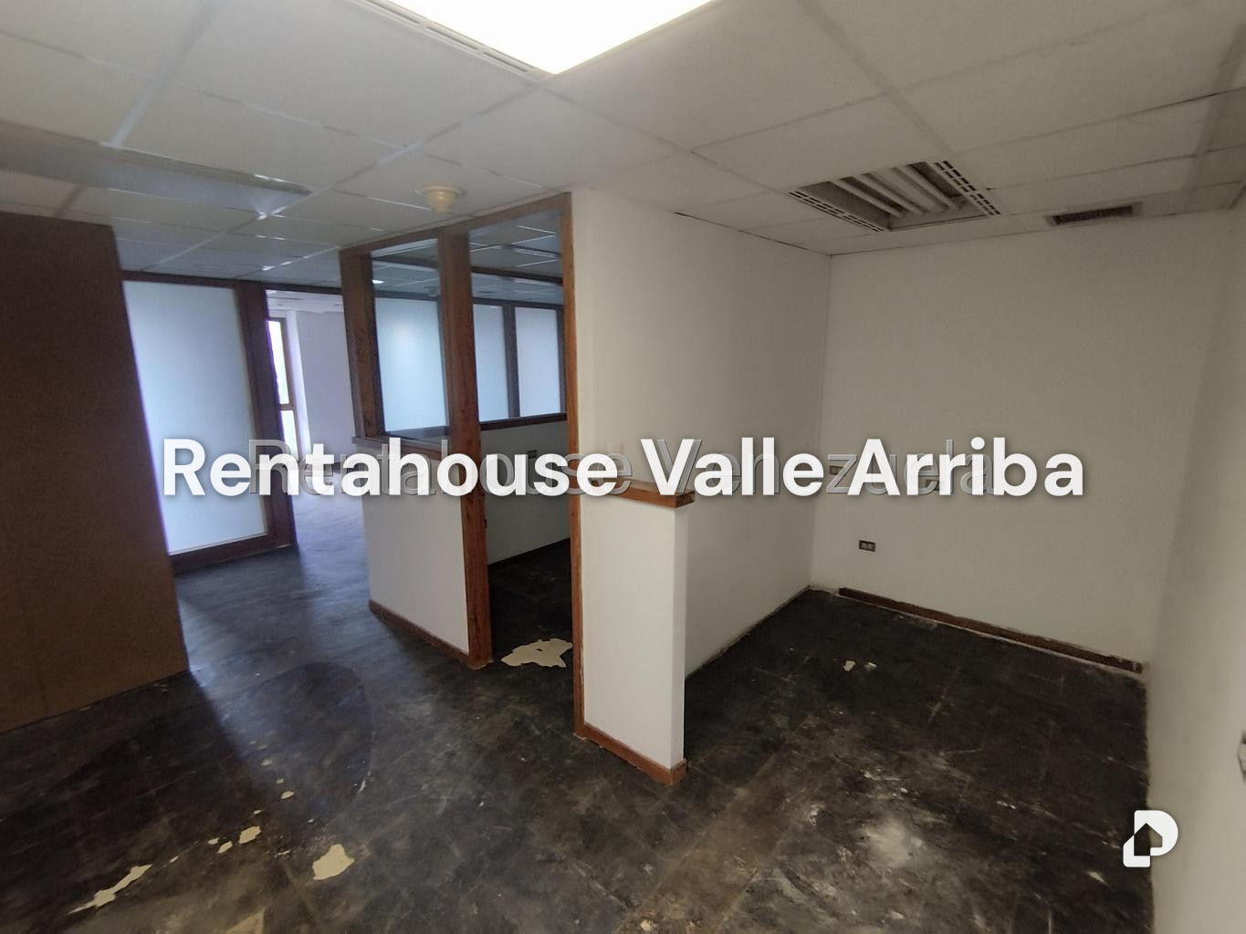 Office in Los Palos Grandes, Caracas – 22
