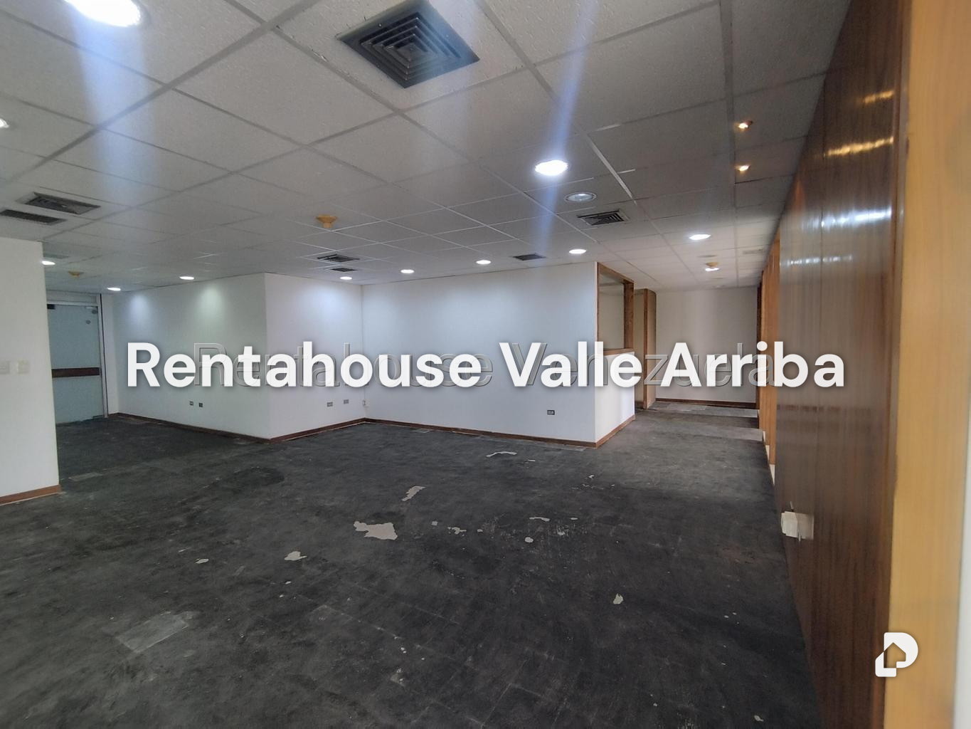 Office in Los Palos Grandes, Caracas – 18