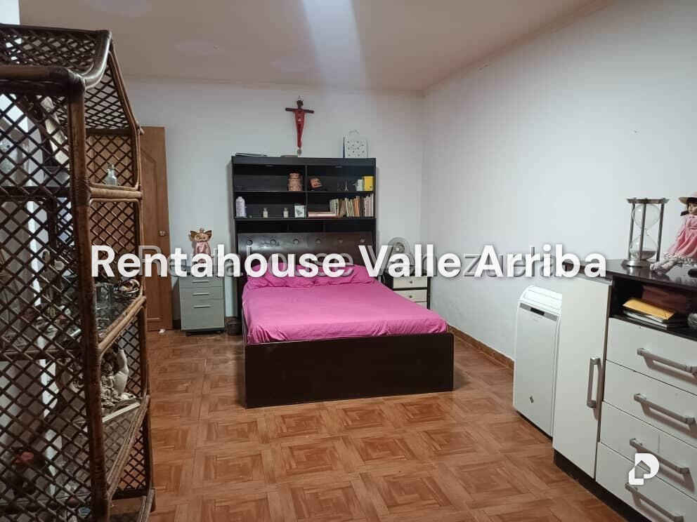 Casa en Colinas de Vista Alegre, Caracas – 19