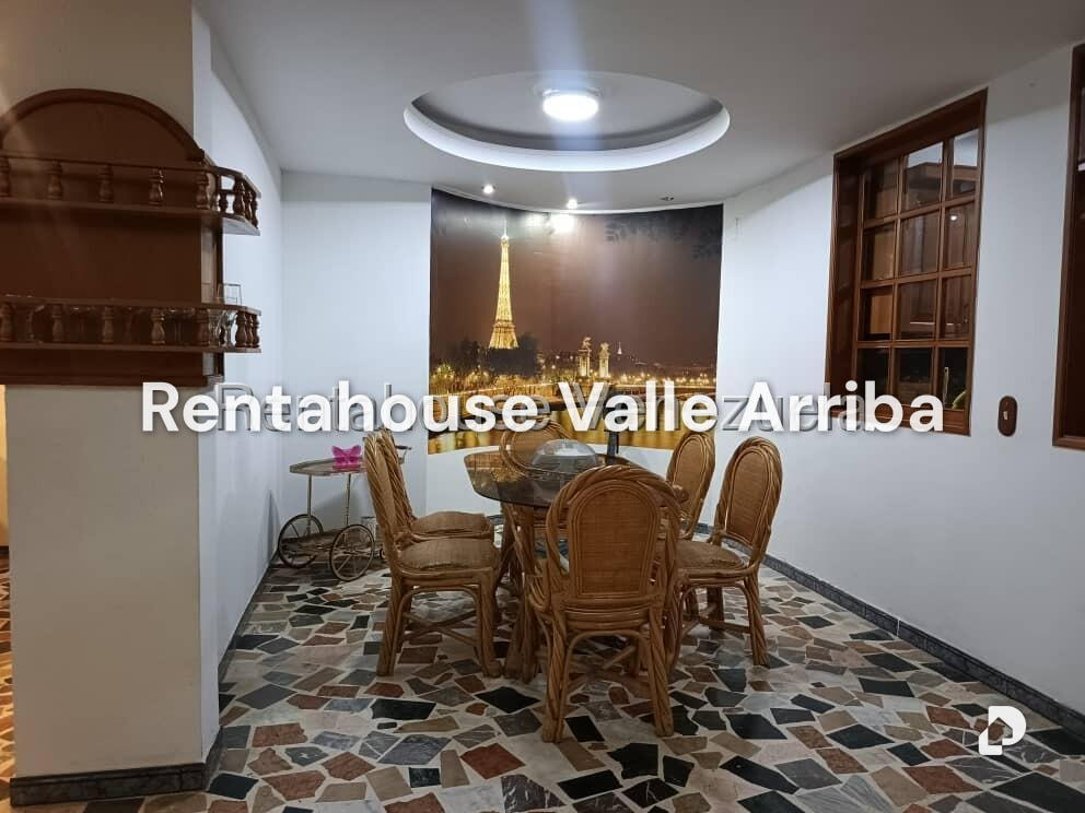 Casa en Colinas de Vista Alegre, Caracas – 11