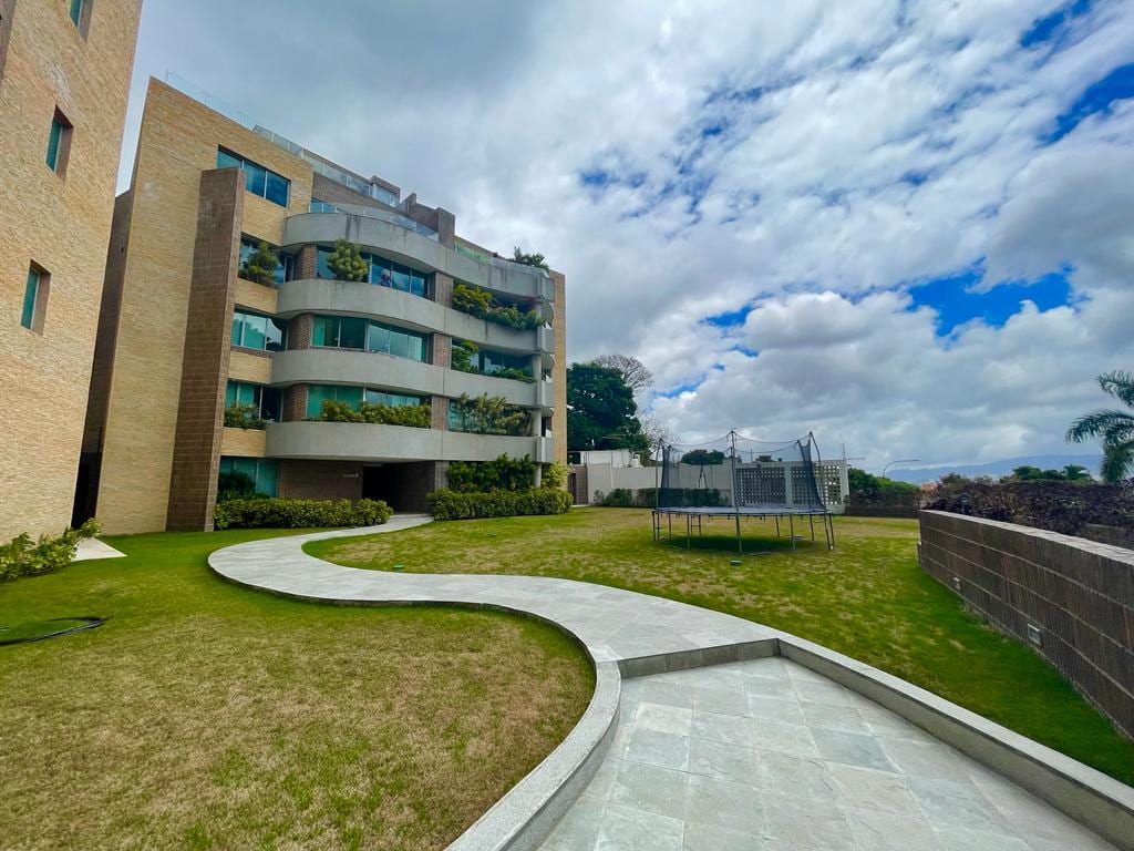 Apartamento en Altamira, Caracas - 1