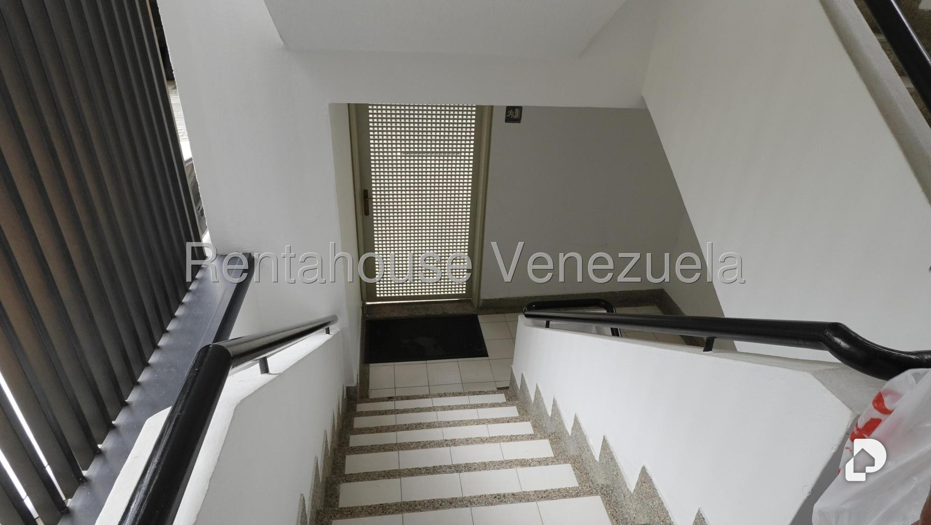 Apartamento en Colinas de Valle Arriba, Caracas – 24