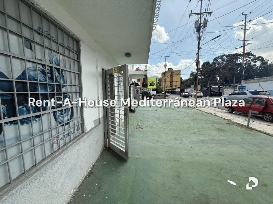 Local comercial en Santa Cecilia, Valencia – 4