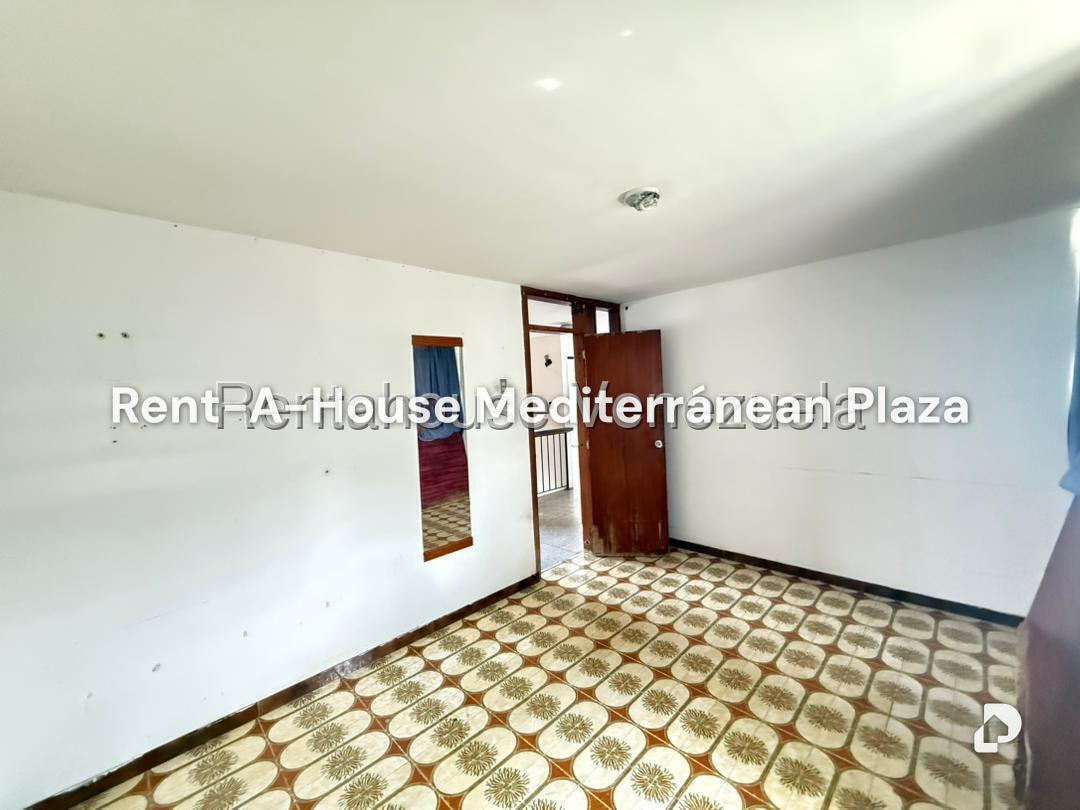 Local comercial en Santa Cecilia, Valencia – 36