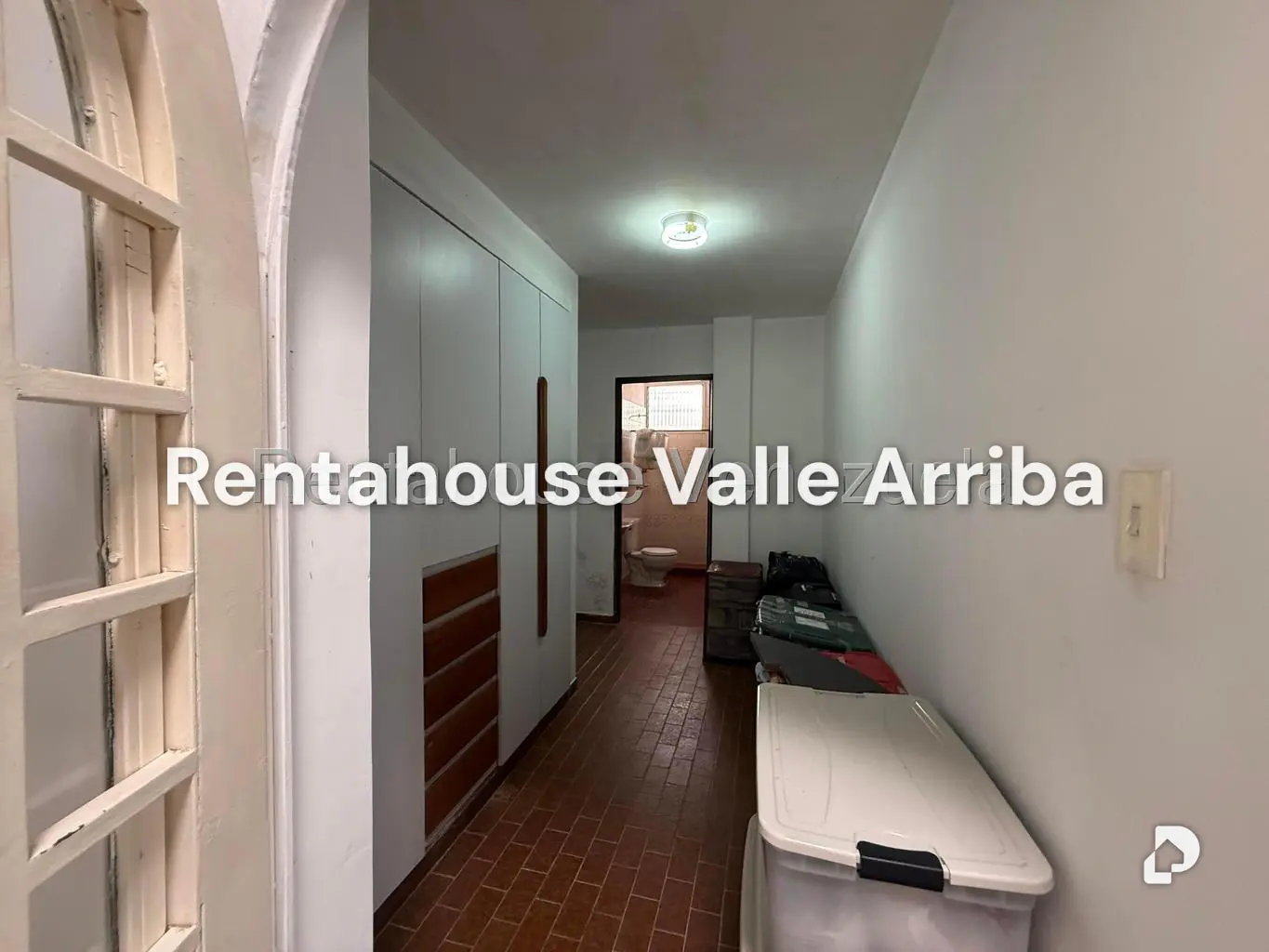 Casa en Alto Prado, Caracas – 15