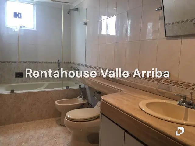 Apartamento en La Florida, Caracas – 23