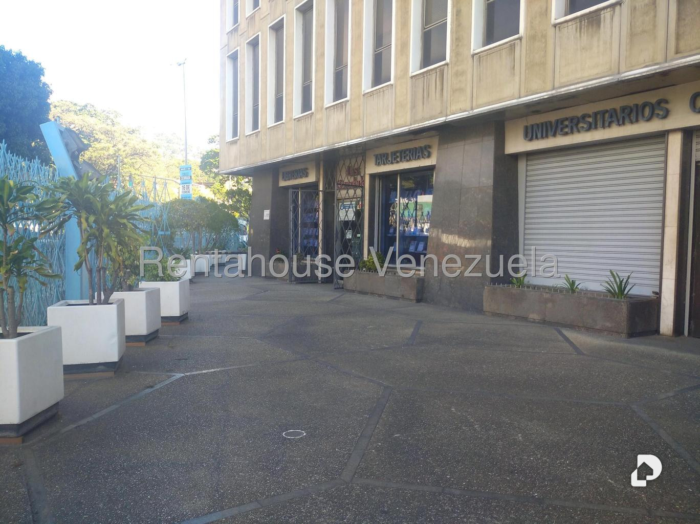 Local comercial en San Martín, Caracas – 11