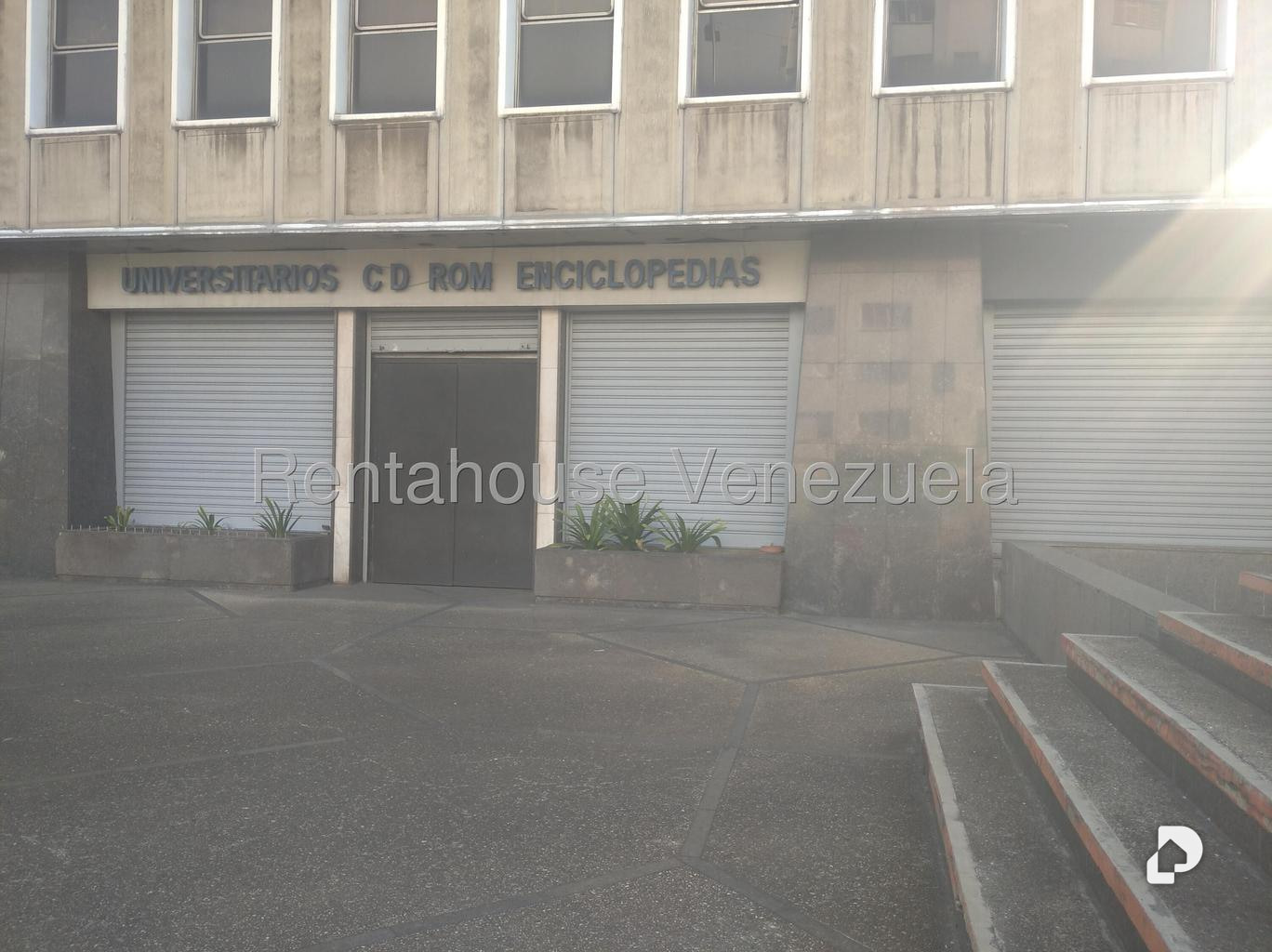 Local comercial en San Martín, Caracas – 9