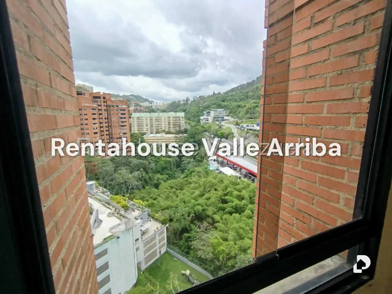 Apartamento en Las Esmeraldas, Caracas