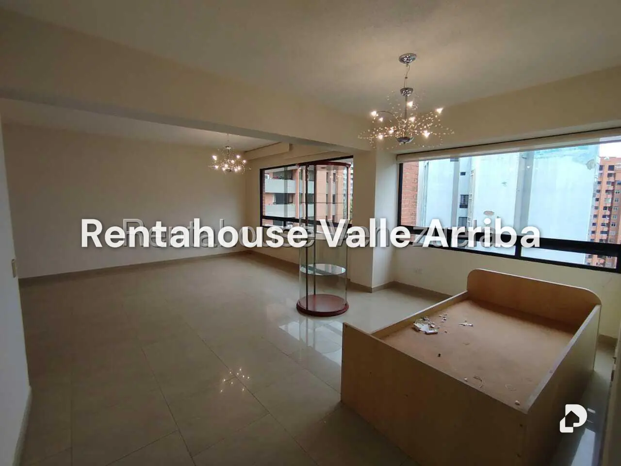 Apartamento en Las Esmeraldas, Caracas