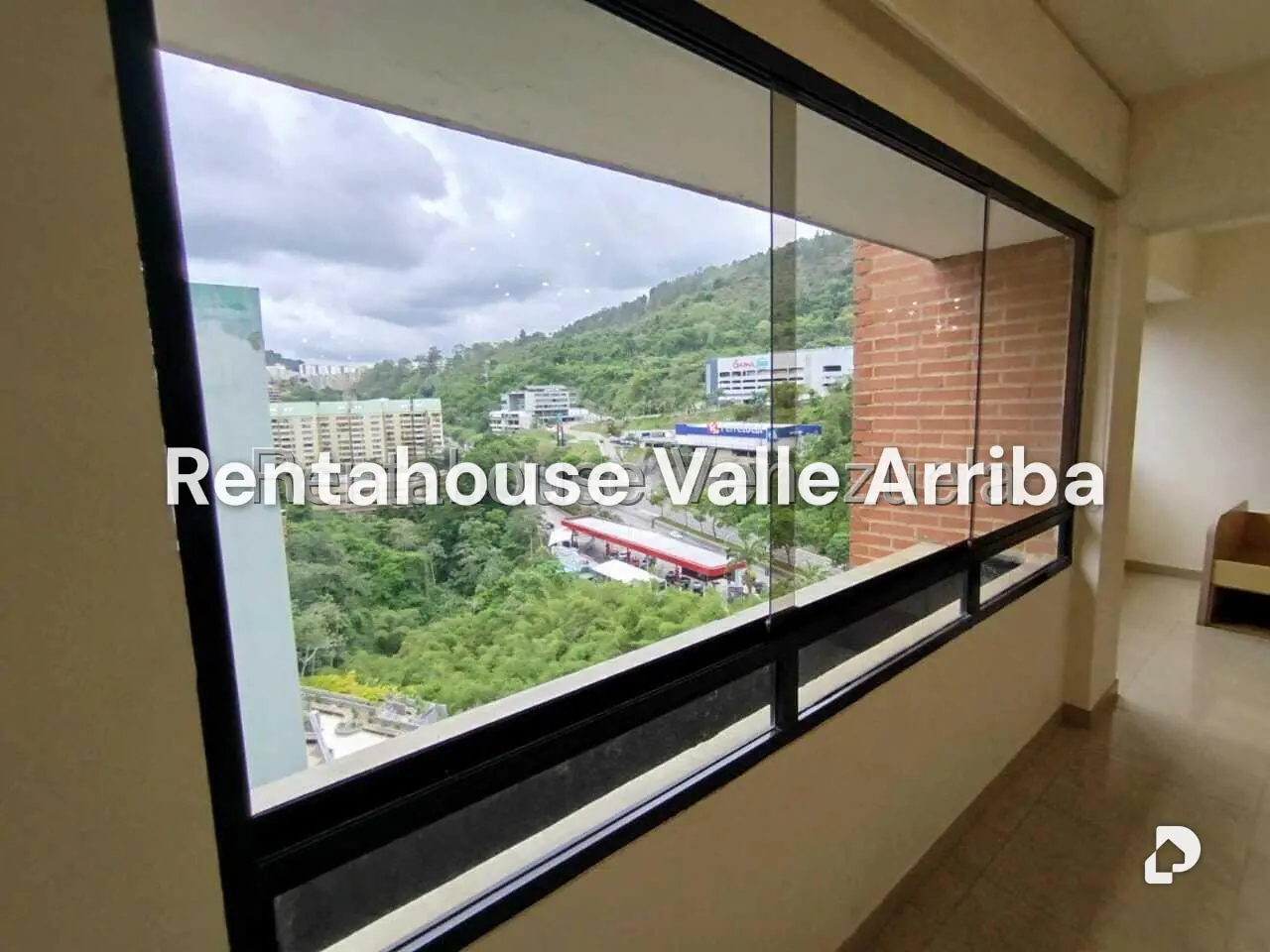 Apartamento en Las Esmeraldas, Caracas