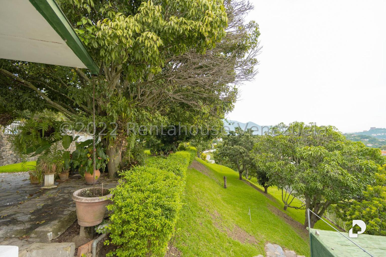 Casa en Cumbres de Curumo, Caracas – 8