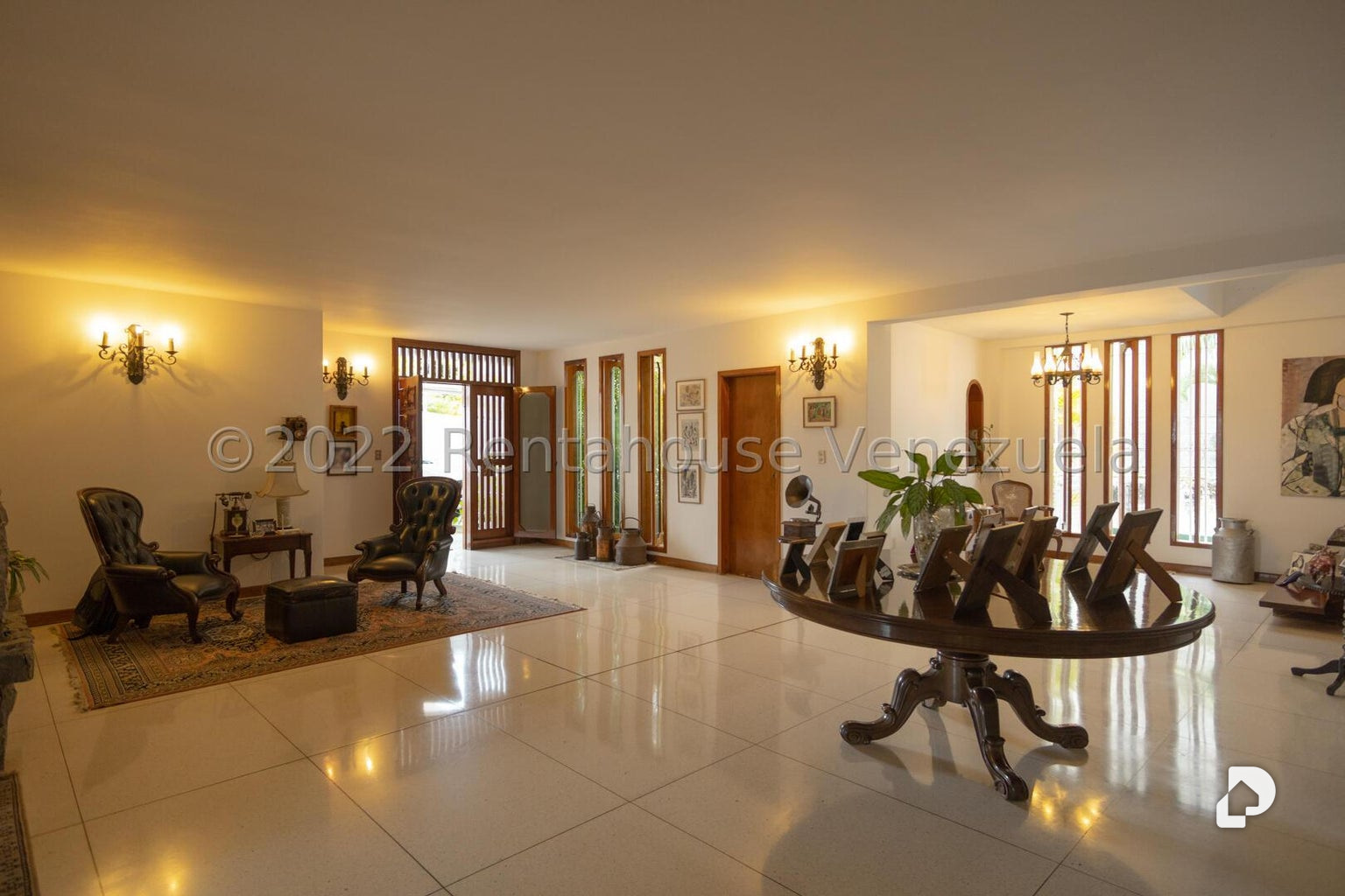 Casa en Cumbres de Curumo, Caracas – 27