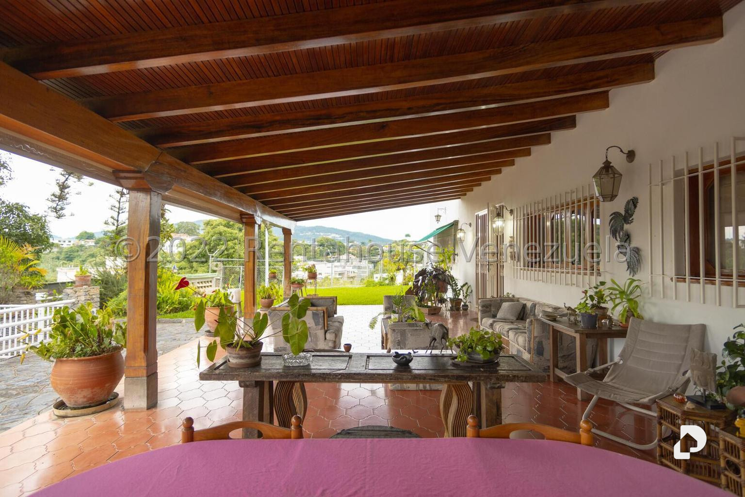 Casa en Cumbres de Curumo, Caracas – 16