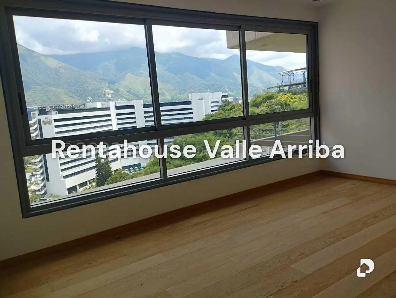 Apartment in Lomas de Las Mercedes, Caracas – 4