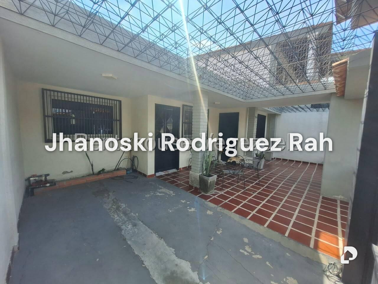 Casa en Barrio Las Brisas, Barquisimeto – 8