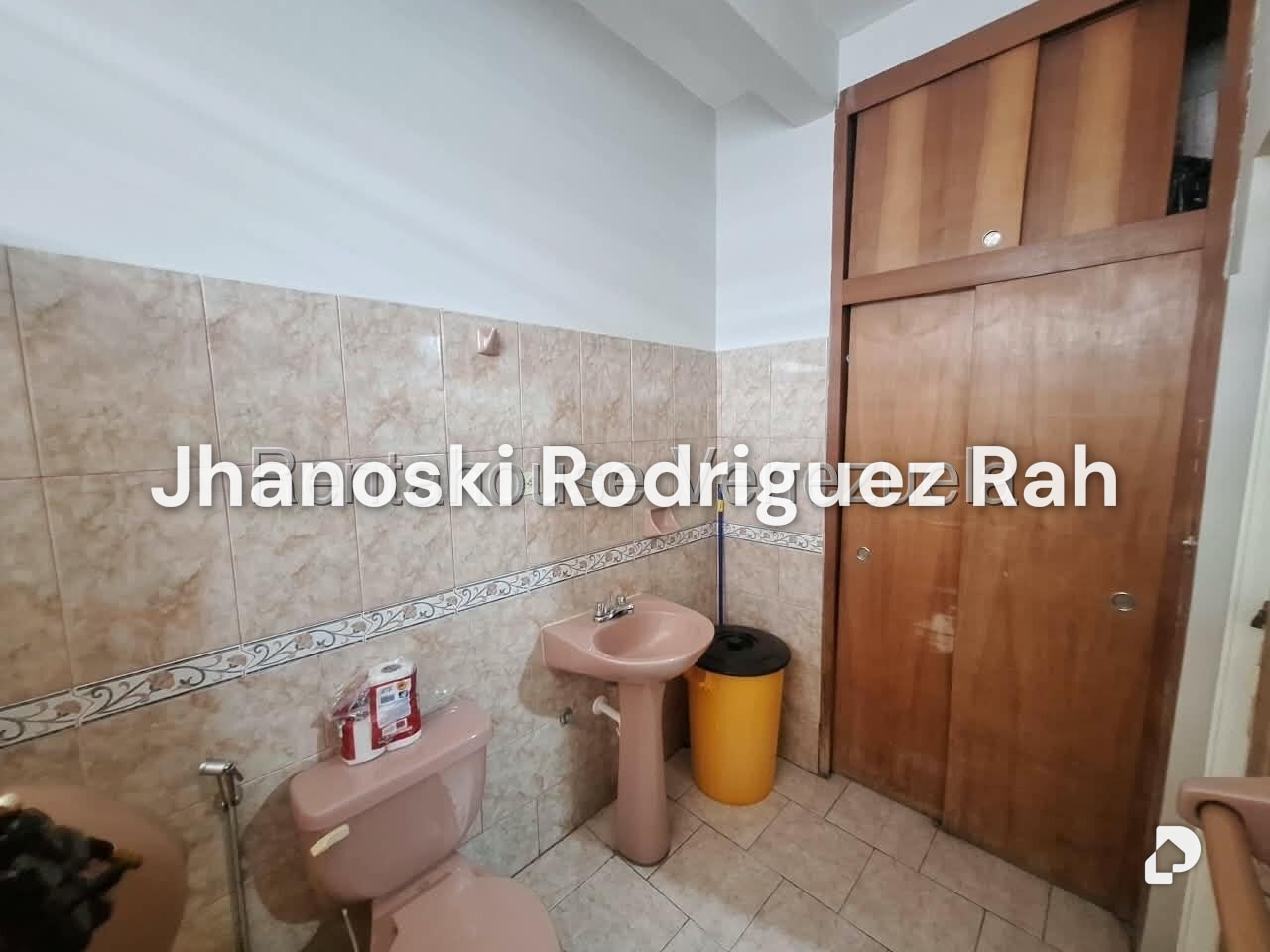 Casa en Barrio Las Brisas, Barquisimeto – 29