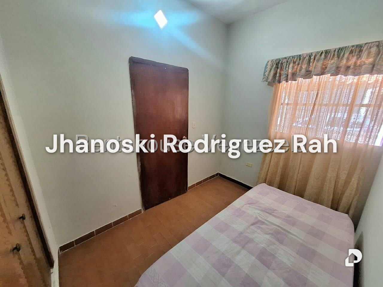 Casa en Barrio Las Brisas, Barquisimeto – 19