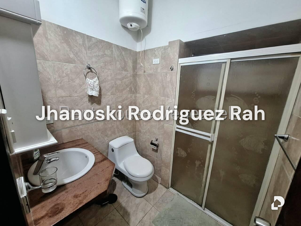 Casa en Barrio Las Brisas, Barquisimeto – 15