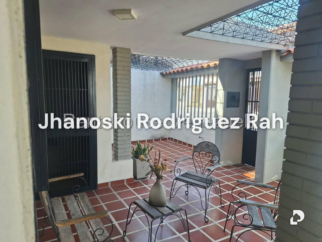 Casa en Barrio Las Brisas, Barquisimeto – 7