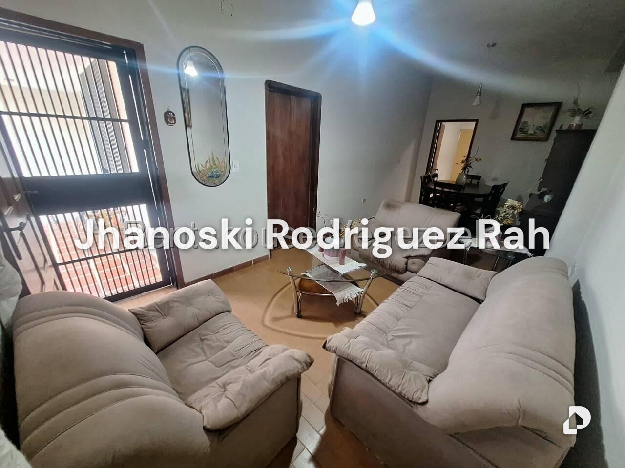 Casa en Barrio Las Brisas, Barquisimeto – 17
