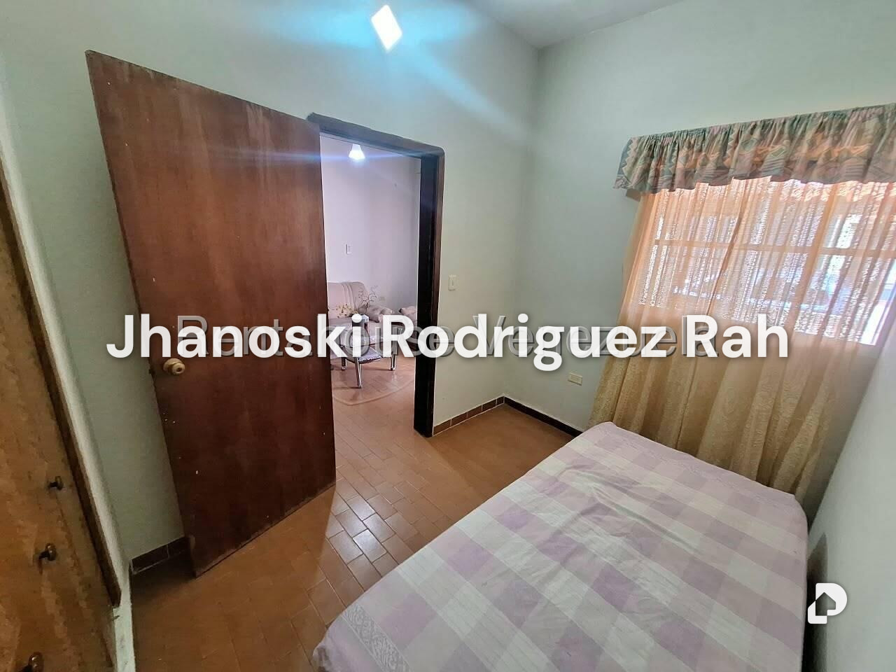 Casa en Barrio Las Brisas, Barquisimeto – 20
