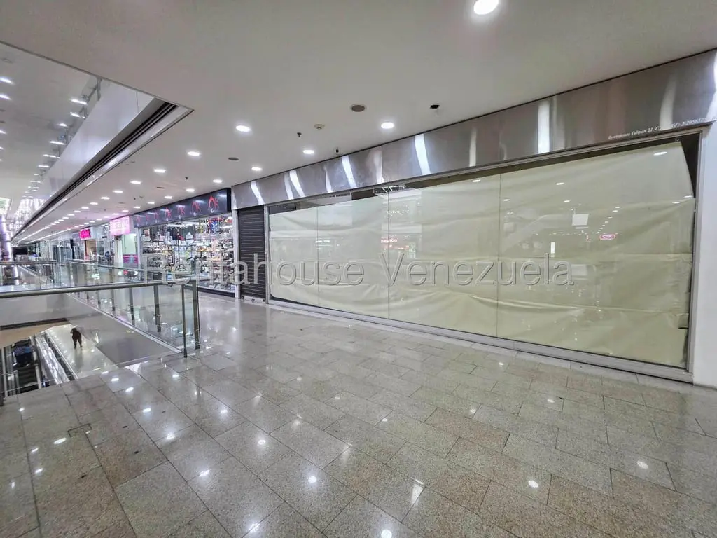 Local comercial en Los Dos Caminos, Caracas - 1