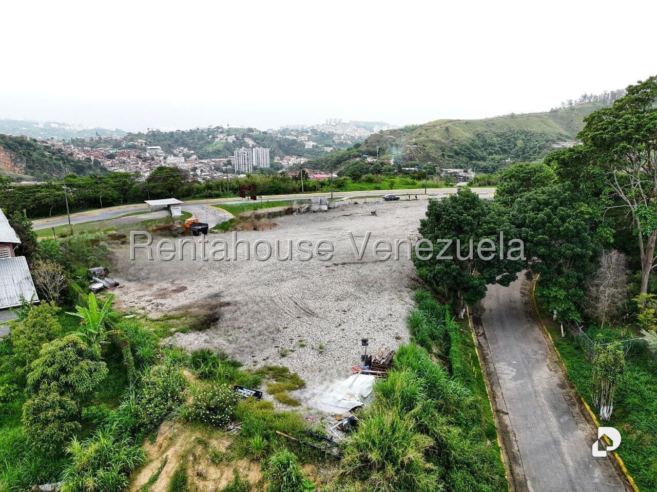Terreno en El Placer, Caracas – 17