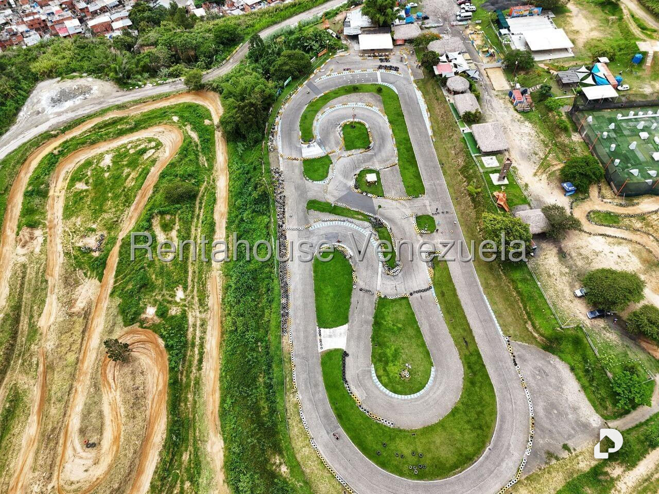 Terreno en El Placer, Caracas – 16