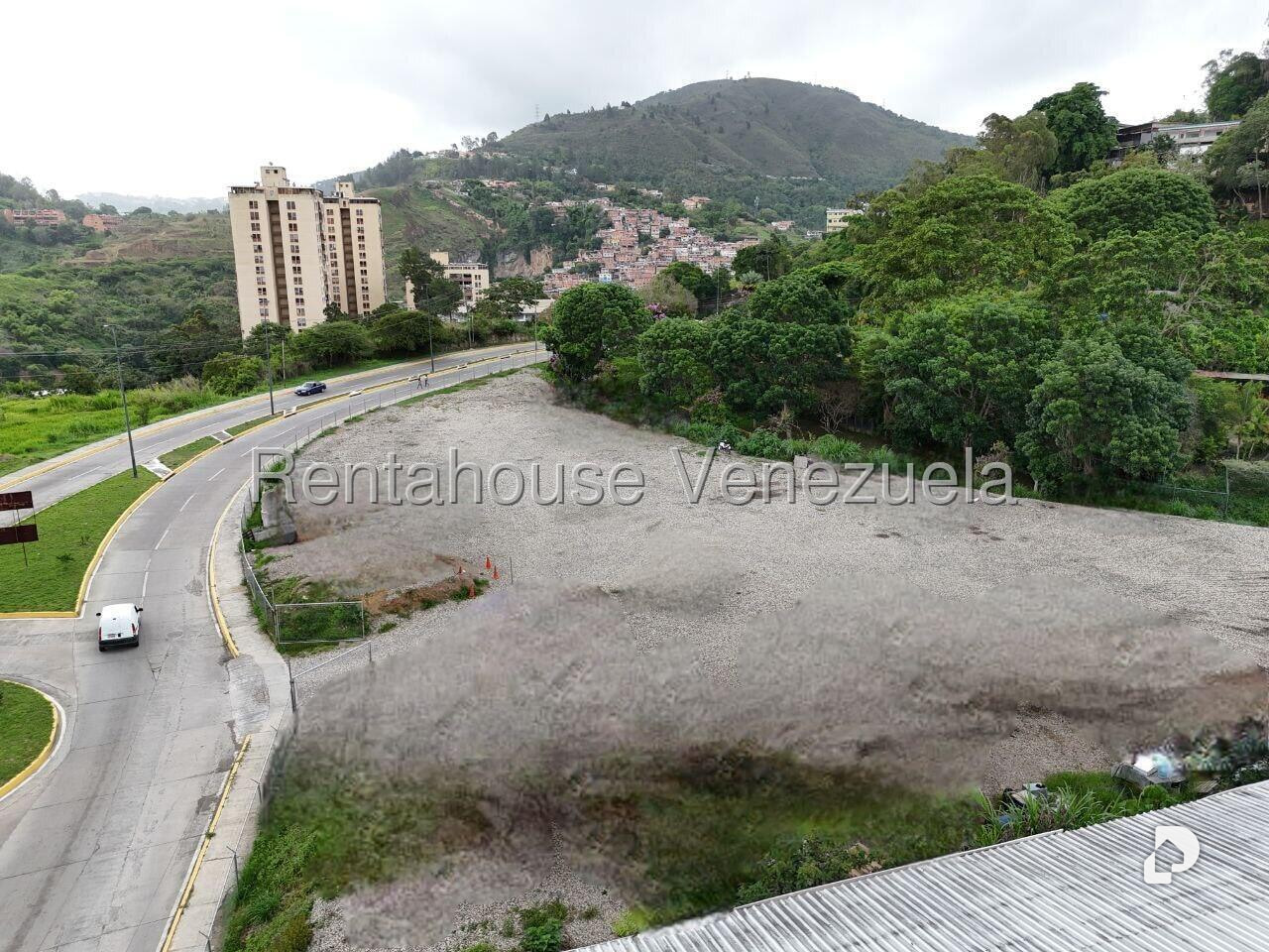 Terreno en El Placer, Caracas – 23