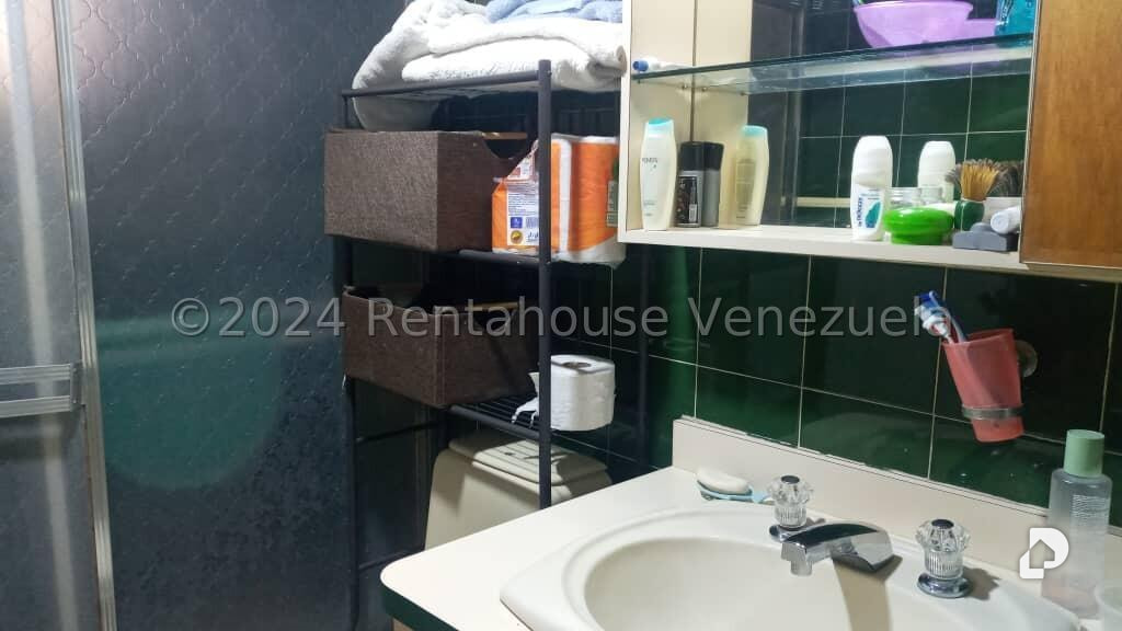 Casa en Lomas De La Trinidad, Caracas – 16