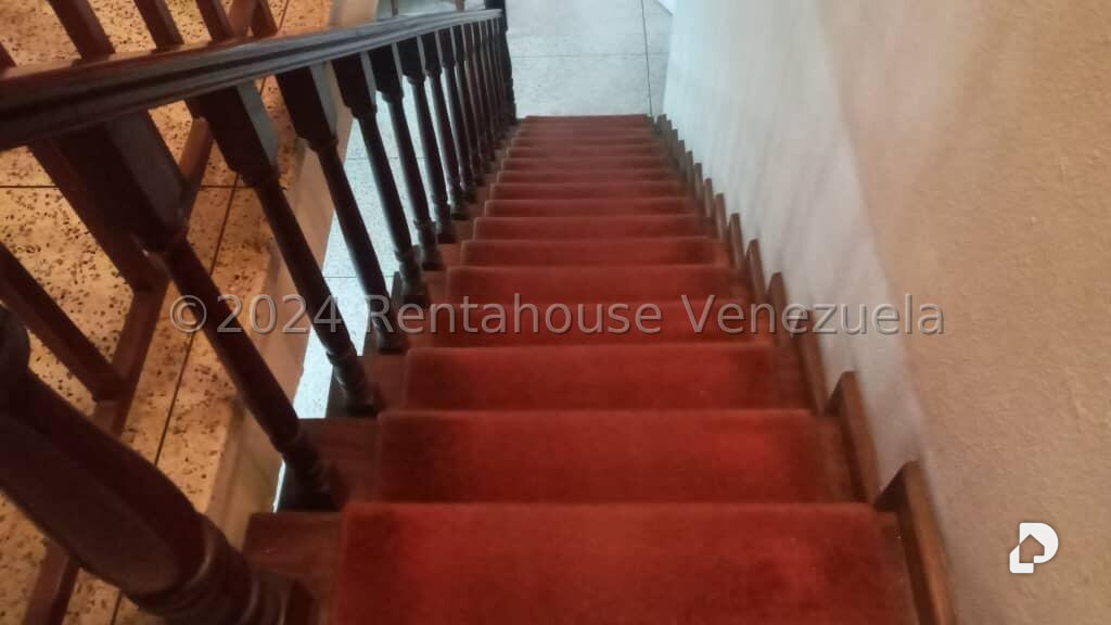Casa en Lomas De La Trinidad, Caracas – 12