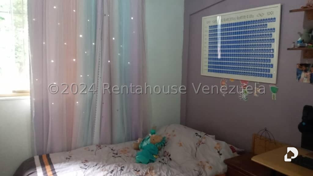 Casa en Lomas De La Trinidad, Caracas – 18