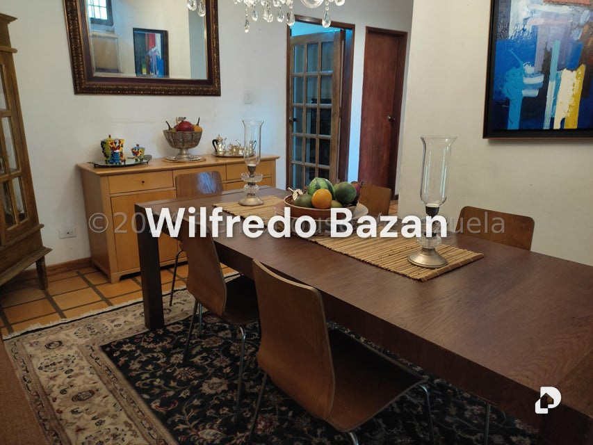 Casa en Los Palos Grandes, Caracas – 8