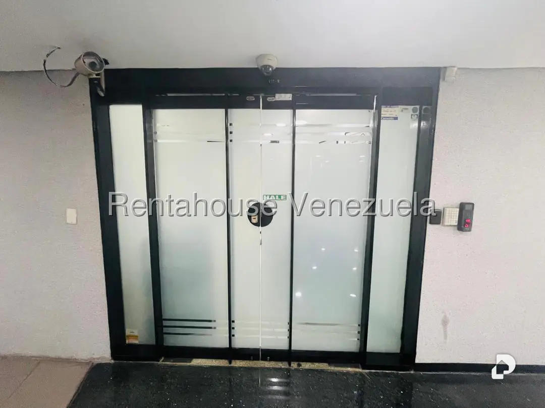 Oficina en El Rosal, Caracas – 17