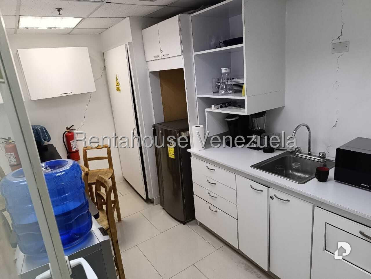 Oficina en El Bosque, Caracas – 14